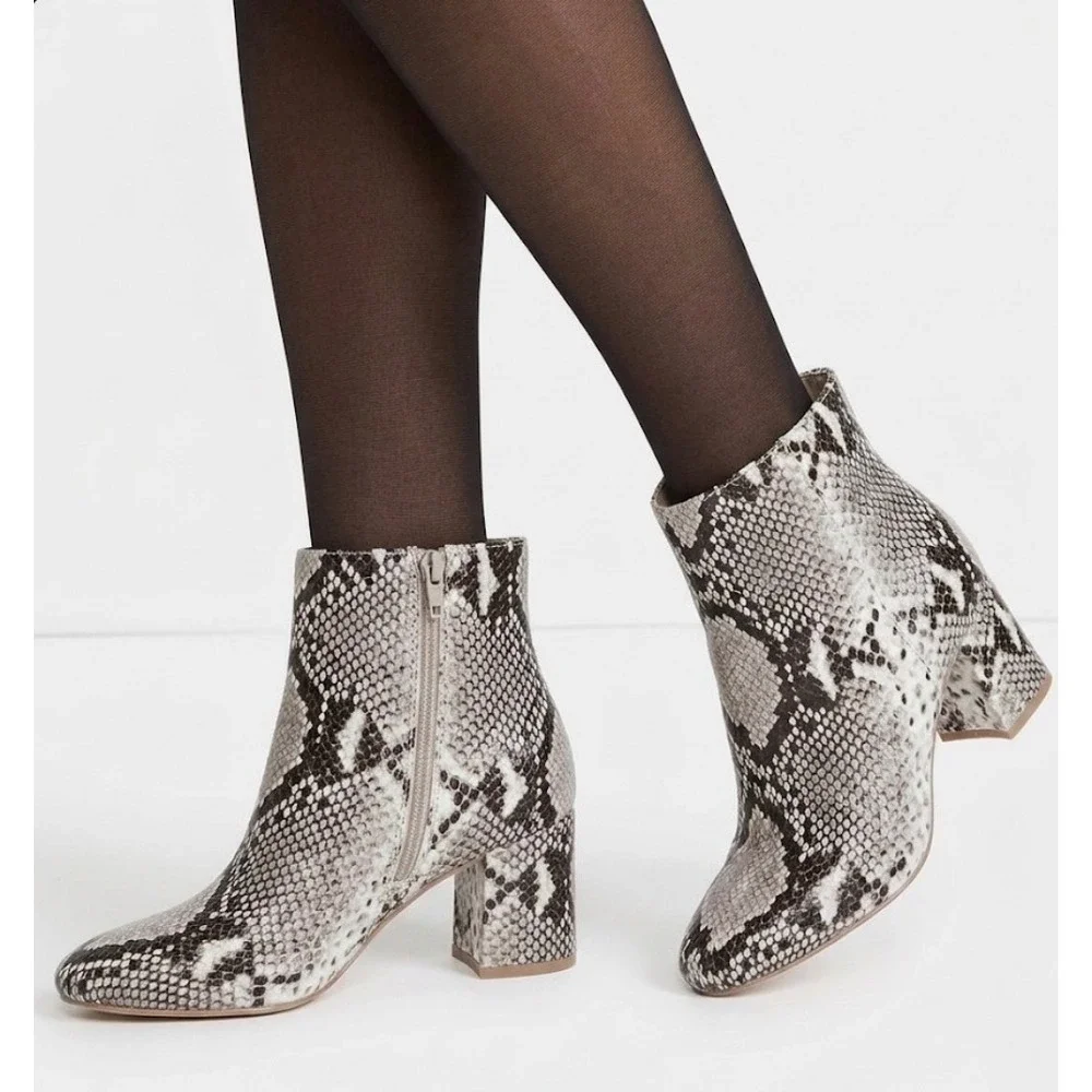 Chinese Laundry Snakeskin Print Block Heel Ankle Boots Grey‎ Black Size 6